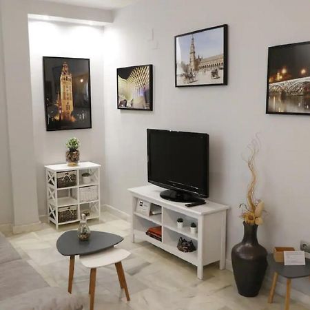 Apartamento Cristo De Burgos - Kainga Homes Seville Exterior photo
