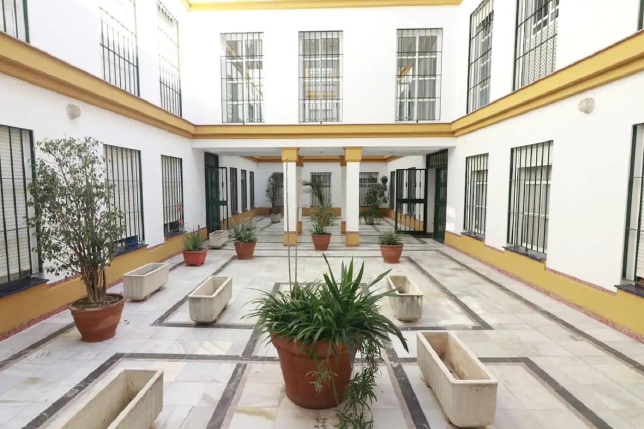 Apartamento Cristo De Burgos - Kainga Homes Seville Exterior photo